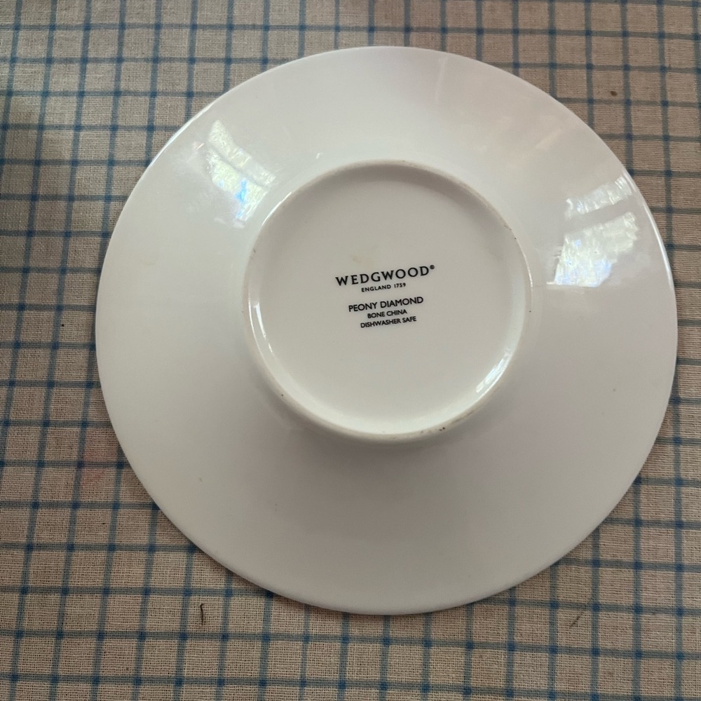 Wedgewood Tea Cups - Picture 10 of 14